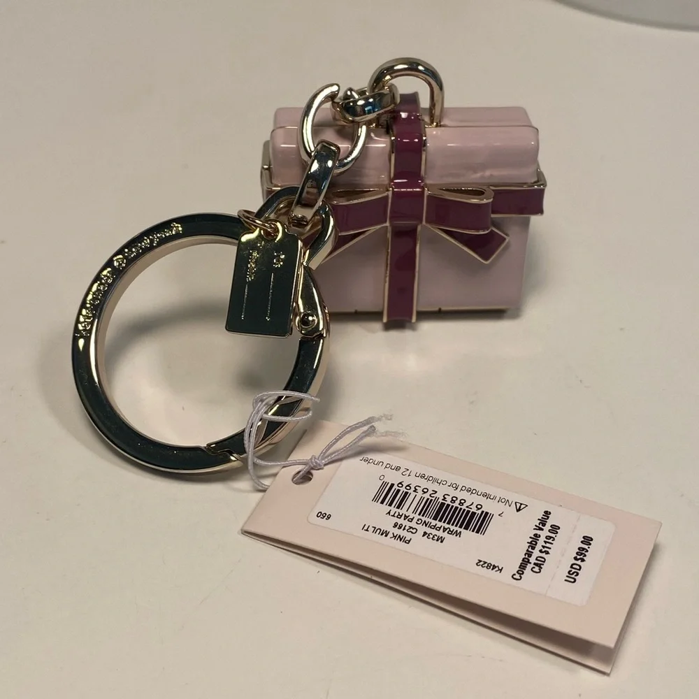 kate spade New York Pink Gift Box Keychain